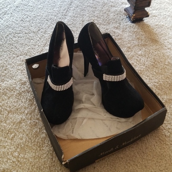 Black stiletto - Picture 2 of 3